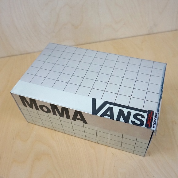 NWT Vans x MoMA Unisex "Checkerboard Comfycush Era" Sneakers - Picture 8 of 8